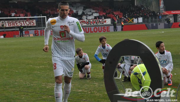 Brest, pire que l'Afrique ! 7 Raspentino lors de l'entrée des joueurs a constaté les dégâts