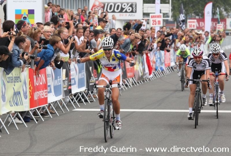 Laura Perry (Franche-Comté) remporte le titre chez les dames fg