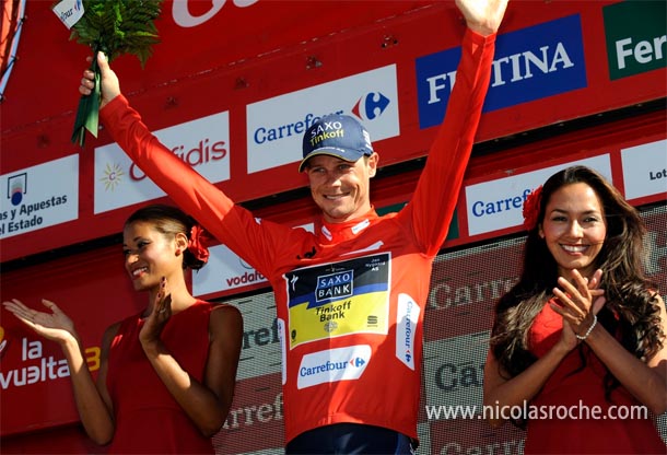 Nicolas Roche avec le maillot de leader de la Vuelta