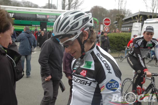 Tom Moses rejoint Rapha Condor JLT tm 2