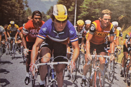 Bernard Hinault avait souvent les Raleigh de Peter Post à ses trousses ti raleigh