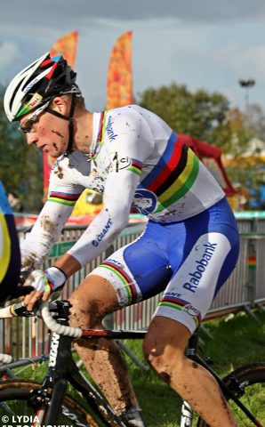 Mathieu Van der Poel remporte la Coupe du Monde Espoirs (U23) matthieu van der poel