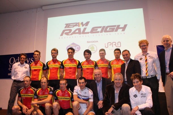 Avec le Team Raleigh 2014, Joop Zoetemelk, Stephen Roche, Bernard Hinault et John Vicars 028