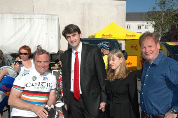 Tour du Connemara , de gauche à droite, Bernard Hinault, Gérard Cairet (Ambassade de France à Dublin) et Michael Dodds Directeur du Comité du Tourisme en Bretagne DSC 7139