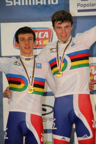 en 2010, champion du Monde avec Simon Yates sur l'épreuve du Madison (course à l'américaine) Dan Mclay 2
