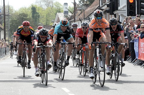 Marcin Bialoblocki remporte le Cycle Wiltshire GP , Morgan Kneisky 11 ème, Matthieu Boulo 19ème 7 Marcin Bialoblocki vainqueur (Photos Larry Hickmott www.velouk.net)