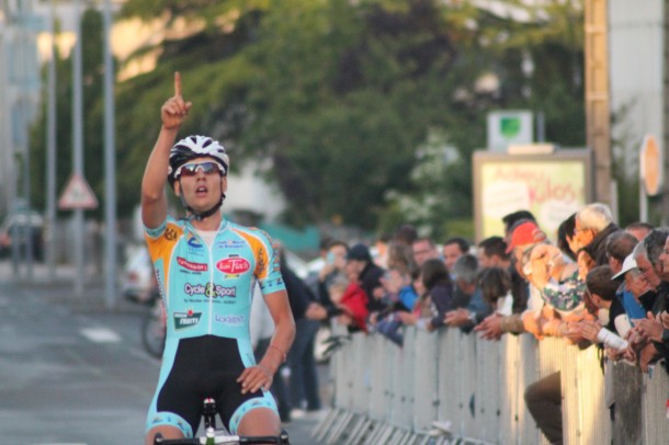Paul-Mickaël Menthéour en costaud sur le GP de Landerneau 10 Une victoire dédiée à son père, le champion Pierre Henri Menthéour