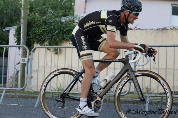 Pascal Redou en solitaire à Saint Pierre 7 Pascal redou gagne en solitaire (Photo Maryline Trébaol)