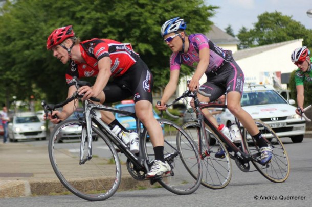 Tony Huet et Erwan Cornillet  décisifs sur la 1ère étape photo Andréa Quémner)