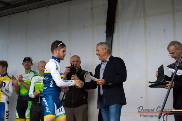 Irlande: James Davenport remporte le GP Stephen Roche 9 le junior Darragh Long 6ème avec Stephen Roche (photo Dermot Cooney)