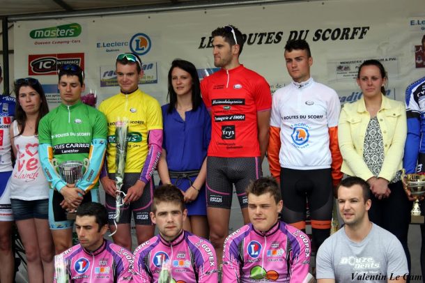 Baptiste Flégeo remporte les Routes du Scorff 7 le podium des Routes du Scorff 2014 avec Baptiste Flegeo en jaune Photo Andrea Quemener
