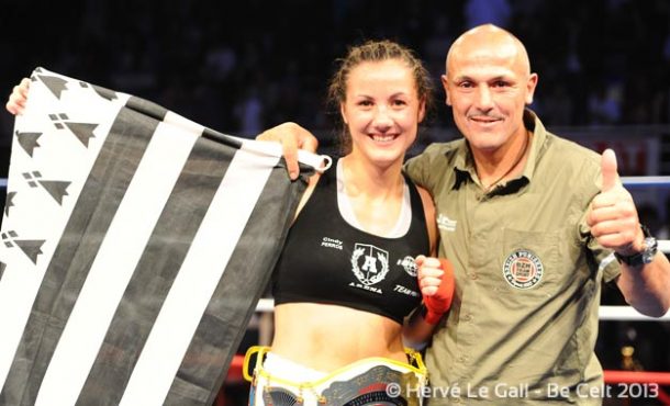 Cindy Perros Championne du Monde ISKA en -65kg, avec son père Eric Perros