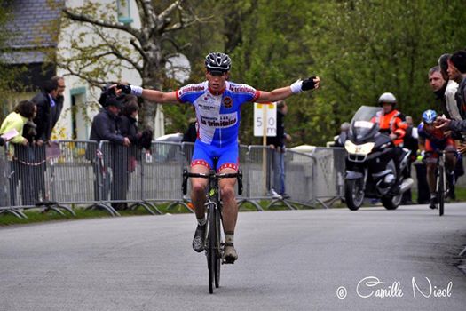 Joshua Lawless s'impose devant Chris Spence à Bubry 7 2ème victoire pour l'Anglais Joshua Lawless cette saison (Photo Camille Nicol)