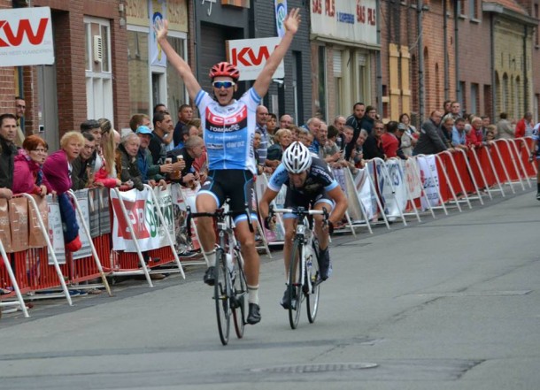 Marc Potts vainqueur en Belgique (Photo Wielerfoto's Lynn Huyghe) 