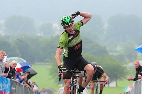 Le Gallois Tristan Robbins remporte le Championnat de Grande-Bretagne juniors 7 Tristan Robbins remporte le Titre en juniors (photo Larry Hickmott www.velouk.net)
