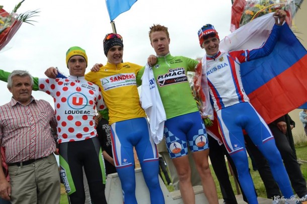 Le podium du général (Photo Coline Briquet) 