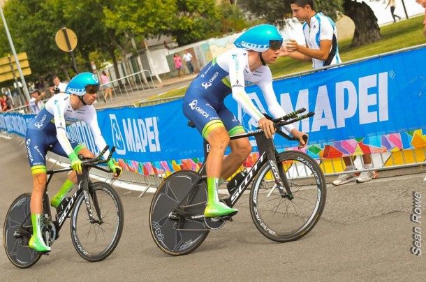 le team Orica GreenEdge (photo Sean Rowe) 