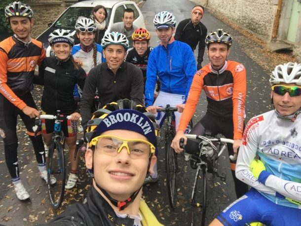 Le jeunes coureurs du "Team Sud Vélo-ne jetez plus"