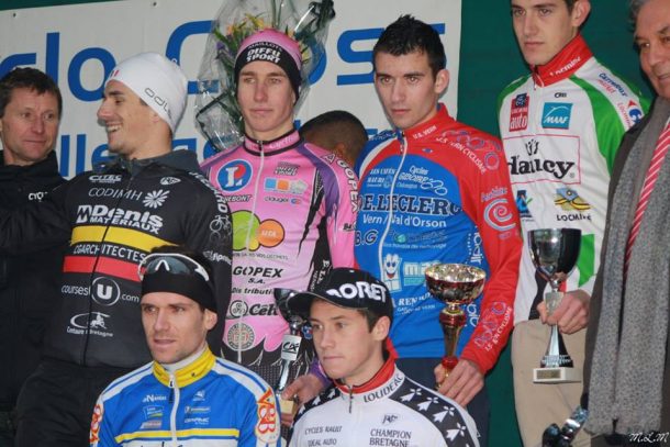 Miguel Fillaut l'emporte à Saint-Jacques-De-La-Lande 9 Le podium ( photo Mireille Le Montagner)