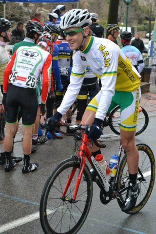 avec les couleurs de son club Mimosa Sprint Mandelieu junior (Pht Laurie Deschamps Hennebelle)