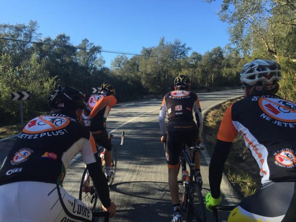 L'Irlandais Graham O'Brien rejoint le team Sud Vélo 10 Sur les routes pentues durant le stage en Espagne