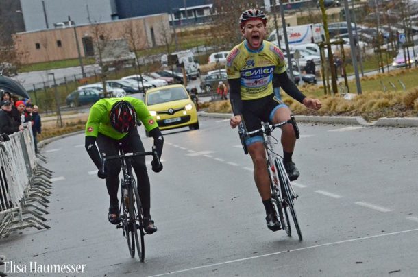 Damien Touzé devant Gian Frisecke sur le Critérium du Printemps 10 Marin Joublot-Ferré bat Hervé Grebel (pht Ellsa Haumesser)