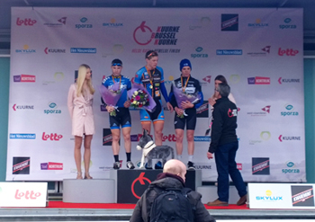Kuurne Bruxelles Kuurne juniors: Yannick Detant vainqueur, le Breton Alan Riou 3ème 7 le podium ( pht course Kuurne-Brussel-Kuurne )