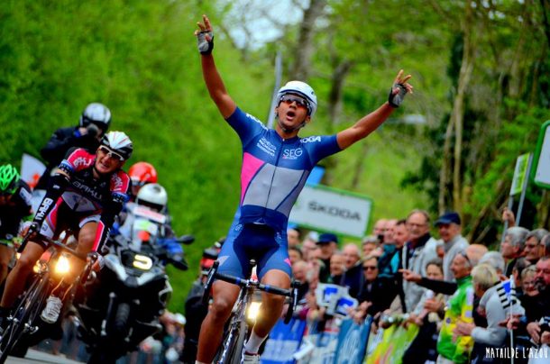 Alex Peters s'impose en Bretagne (Phts Mathilde L'Azou)