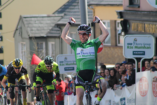 Ras Mumhan: O'Brien réalise le triplé, Sean McKenna s'offre le général 7 Paidi O'Brien remporte 3 étapes sur 4