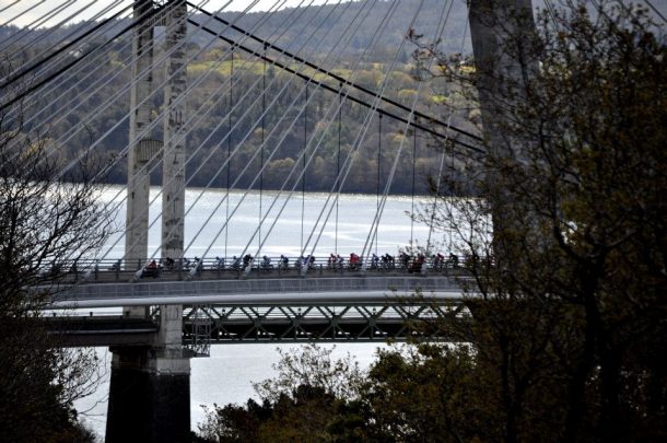 La Coupe de France et son week-end Breton 9 Le Pont de Terenez sur le parcours du Tour du Finistère (pht Elen Rius)