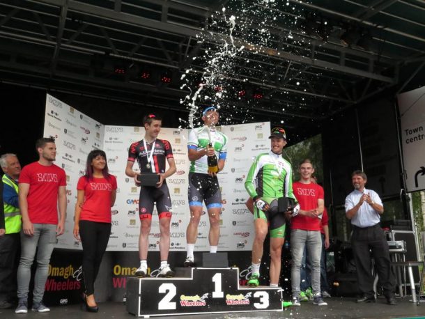 Le podium élites avec Damien Shaw, Eddie Dunbar et Conor Dunne