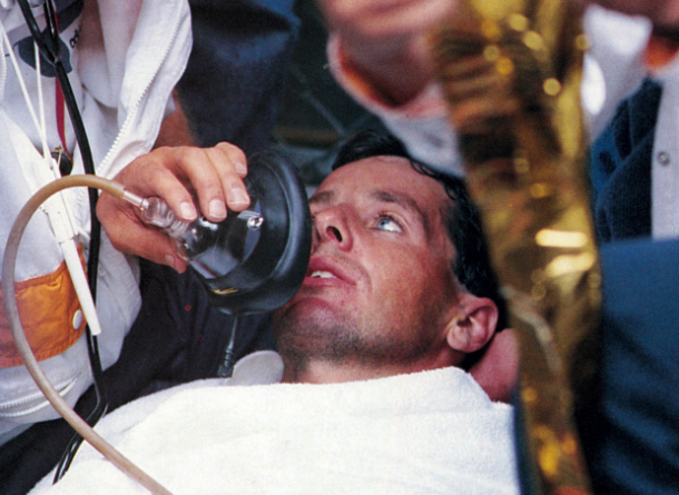 Stephen Roche sous oxygène à l'issue de la 21ème étape 1987