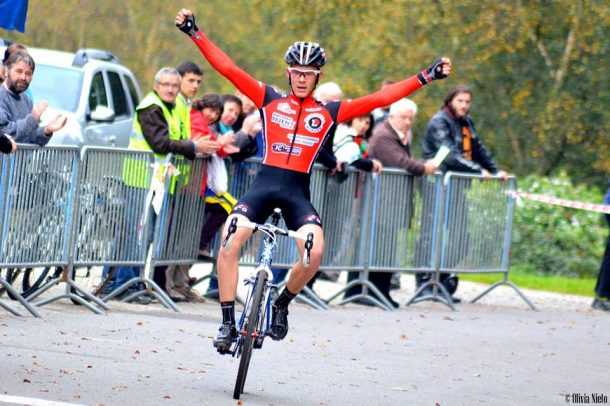 Chateauneuf du Faou: Yoann Corbihan de nouveau 8 Julien Leclerq chez les juniors