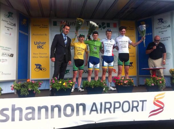 L'Irlandais Craig McCauley rejoint le team Côtes d'Armor Marie Morin 8 Eddie Dunbar, Matthew Teggart, Craig McCauley (meilleur grimpeur) et Michael O'Loughlin sur le tour d'Irlande juniors 2014