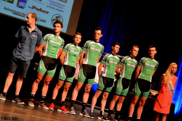 avec les espoirs de l'équipe d'Irlande (photo Olivia Nieto)