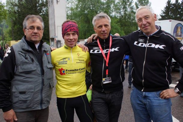 En jaune sur le Tour de Franche Comté, avec sa seconde famille Franc Comtoise