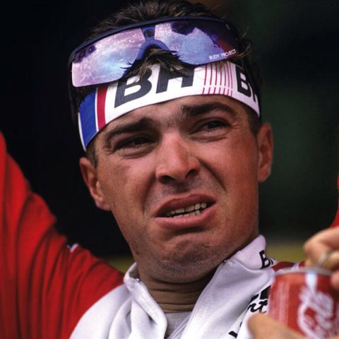 Les larmes du Champion lors de sa victoire sur le Tour de France à Futuroscope après 180 km d'échappée.