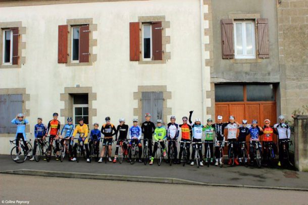 Les "Casquetteurs" d'abord ! 