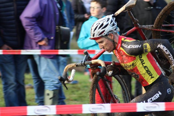 National Trophy Cyclo-Cross; Liam Killeen devant Matthieu Boulo 7 Le Breton Matthieu Boulo second du National Trophy cyclo-cross