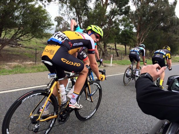 Benjamin Hill; " Tenter de prendre le maillot des sprints, ca serait le bonus ! " 7 Ben Hill dans l'échappée du jour sur le Herald Sun Tour (photo Justin Riedy)