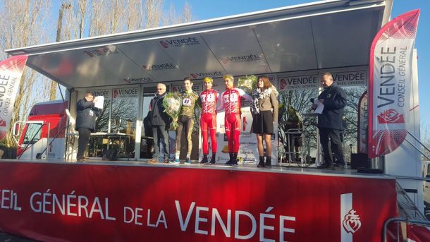 Plages Vendéennes: Simon Sellier devant Benjamin Thomas 8 Le podium de la 3ème épreuve