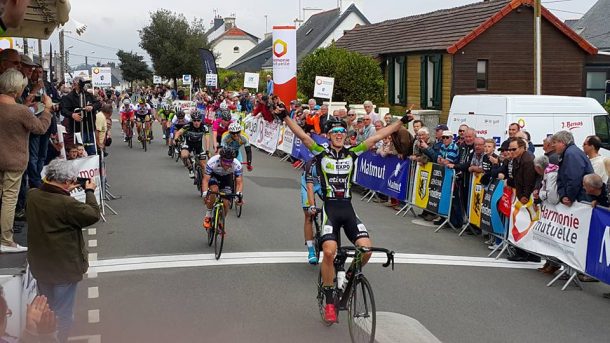 Essor Breton: Lindsay De Vylder pour l'étape, Florian Maitre toujours leader 7 13178041_861877523935417_8526161136521890423_n