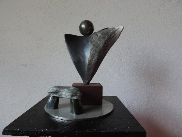 Une oeuvre de l'artiste Joël Pelier pour le Kreiz Breizh 2016 ! 7 dolmen 2