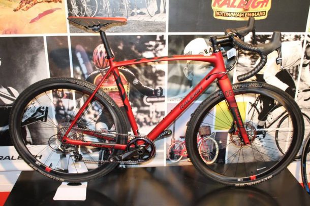 Raleigh-France propose un "co-factory" pour les jeunes espoirs du cyclo-cross 8 raleigh