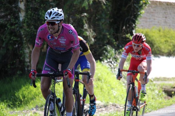Ewen Fernandez: Quand le septuple champion du Monde de roller lève les bras en cyclisme ! 8 valou 1