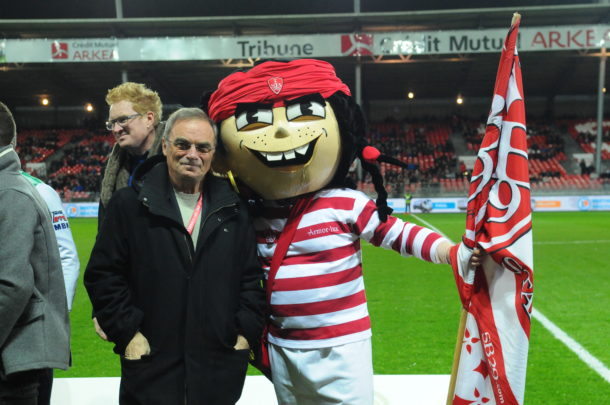 Bernard Hinault et les champions Bretons au Stade Brestois pour la bonne cause 7 JML 3773