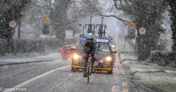 Irlande; Angus Fyffe, sous des conditions climatiques dantesques, l'emporte à Navan 7 dudu 1 1