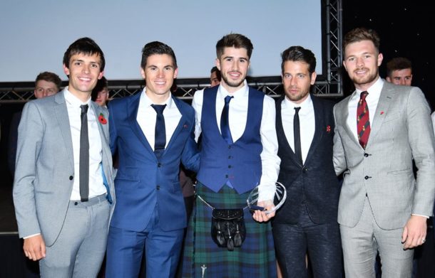 Stuart Balfour, au centre, en Kilt, meilleur espoirs de la Dave Rayner Fund, entouré de James Swaw, Ben Swift et Owain Doull. Photo SWPIX