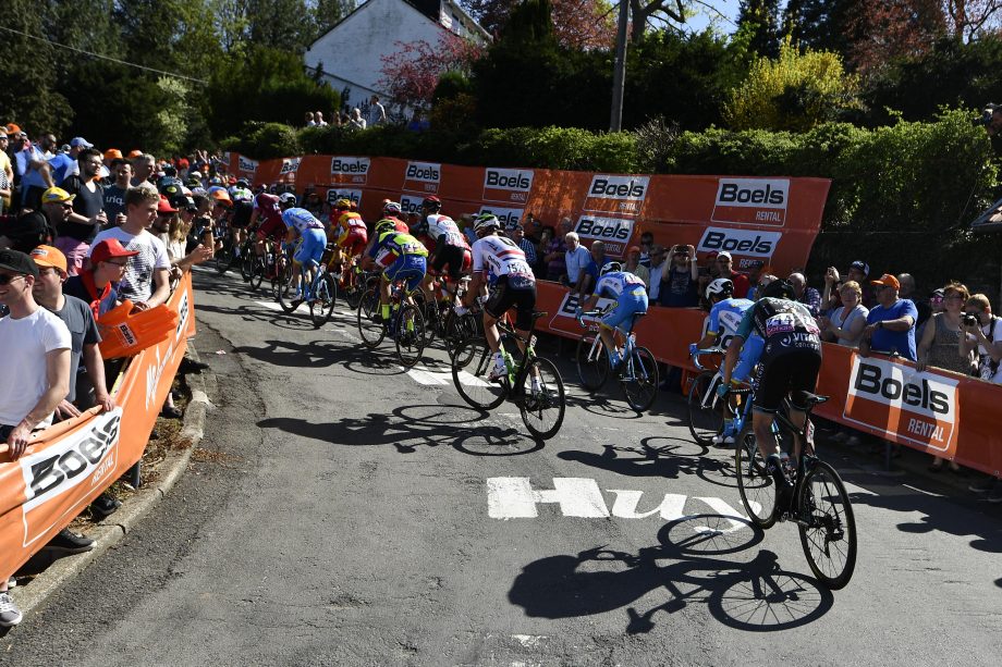 Flèche Wallonne; Le Mur de Huy interdit au public 6 oui