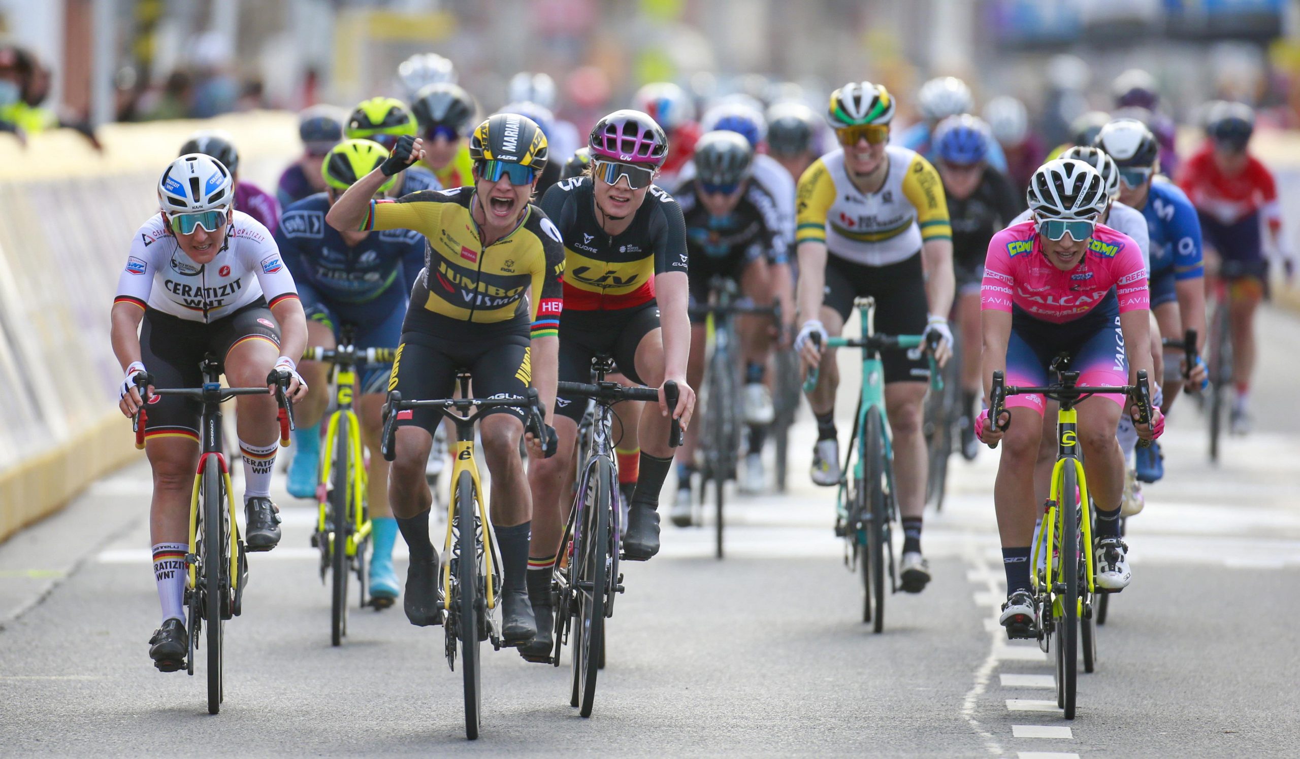 Gand-Wevelgem dames: Marianne Vos au sprint 6 o 2 scaled